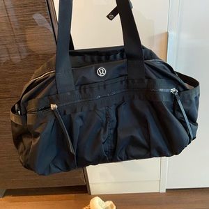 Lululemon ‘Sweat Love’ Gym Bag